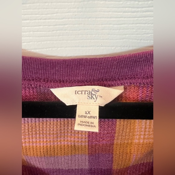COPY - 1x plaid, waffle knit top new with tags terra & sky - Picture 3 of 3